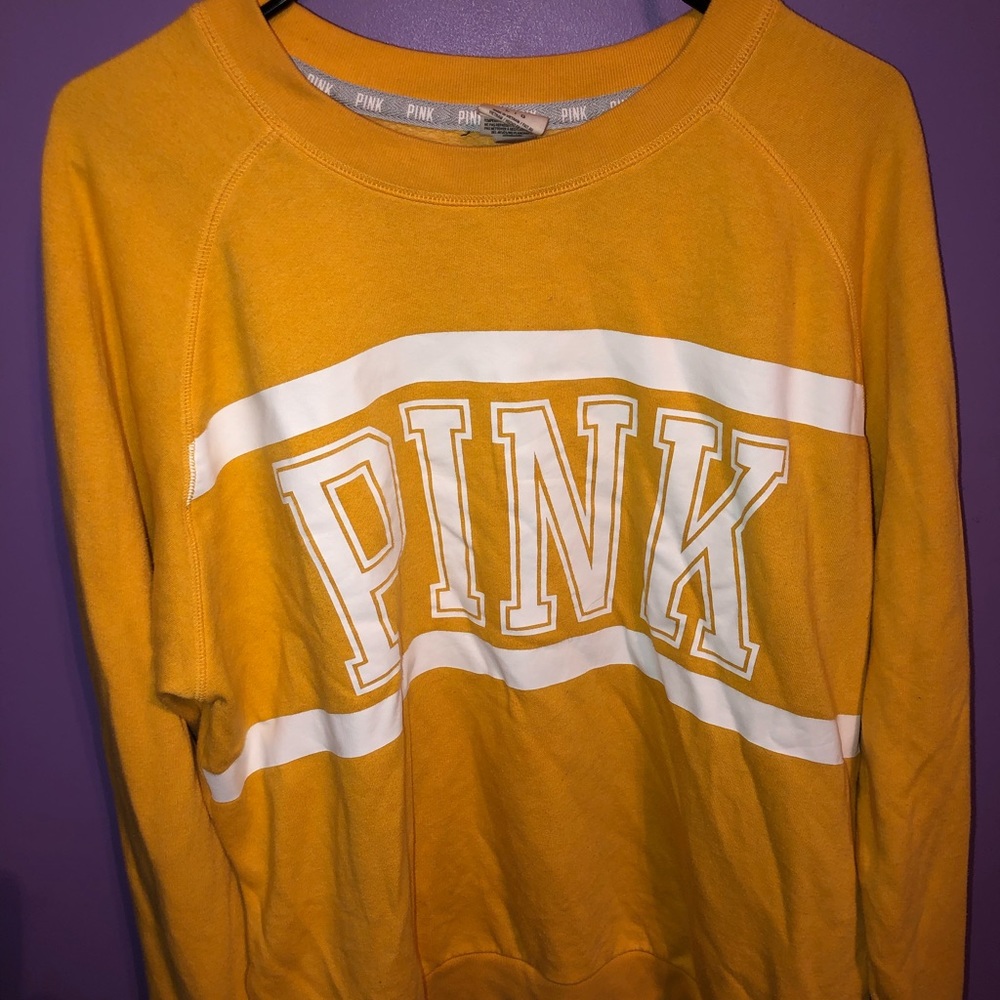 Victoria’s Secret PINK sweatshirt